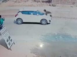 UP Aligarh The car made the soldier run on the bonnet for 500 meters in public
