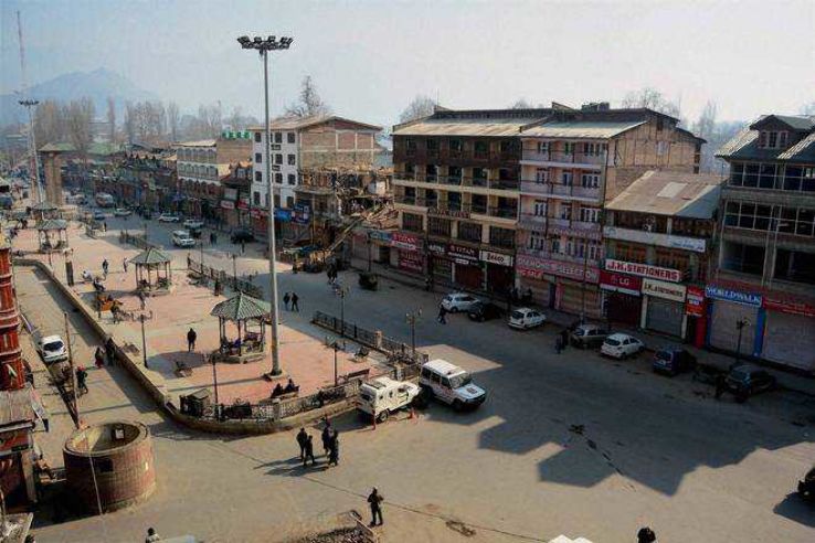 Jammu Kashmir: नए नियमों से हर देशवासी को जमीन खरीदने की आजादी,