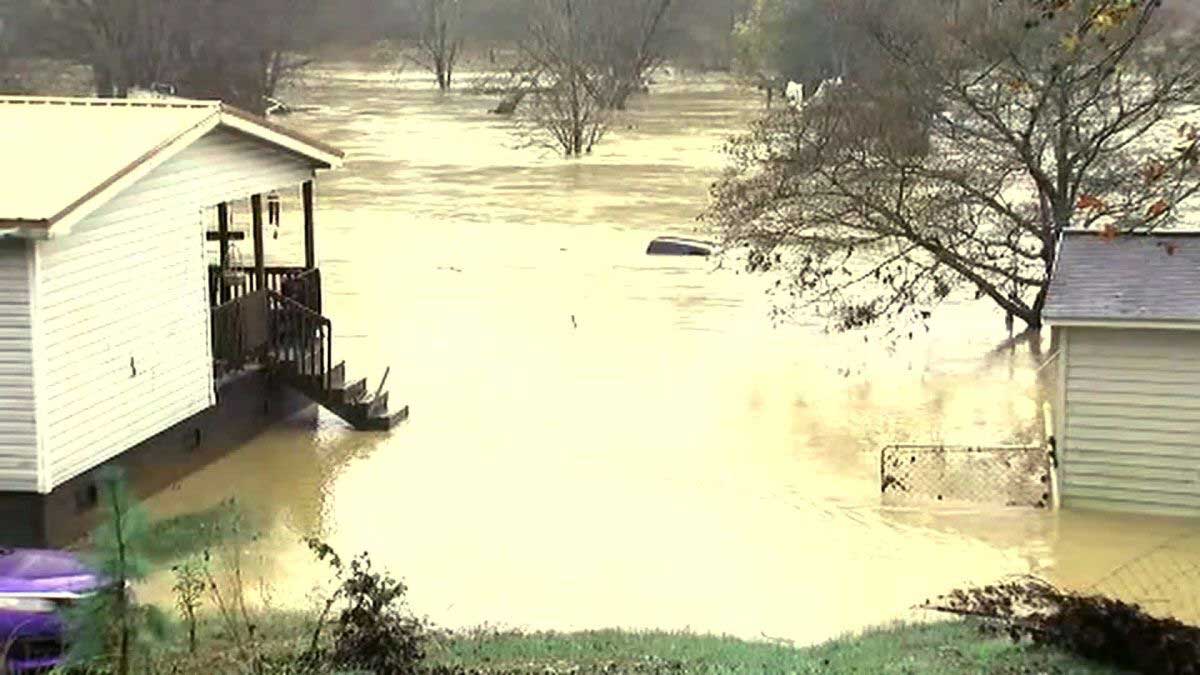US State- नॉर्थ कैरोलाइना में बाढ़ से 7 की मौत, 2 लापता