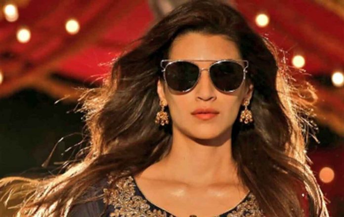 Bollywood actors are constantly in the grip of virus now Kriti Sanon Corona positive