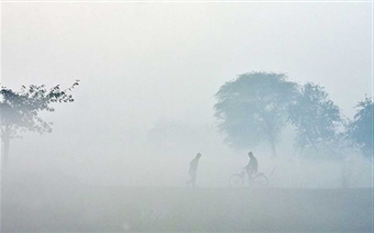 Due to Cold Waves Temperatures will fall further in Delhi up to 2 degrees