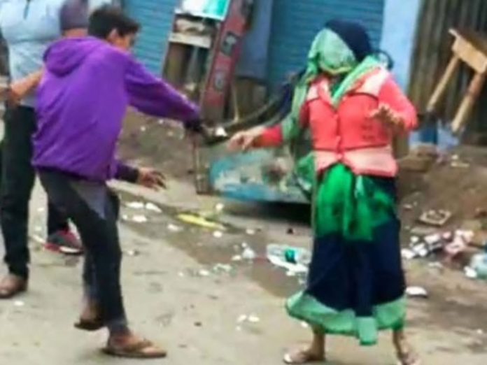 In Firozabad The bullies beat the woman and her husband with a belt in a minor dispute