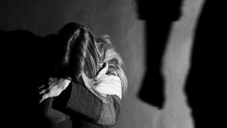 एक ही परिवार की चार महिलाओं से दरिंदगी (Rape), आरोपी के खिलाफ चार केस दर्ज