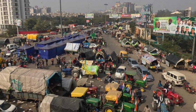 Tractor Rally: कृषि कानूनों के खिलाफ आंदोलन से अलग हुए दो किसान संगठन