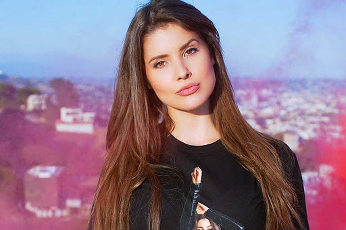 Why Amanda Cerny is supporting Farmers Protest? Learn...