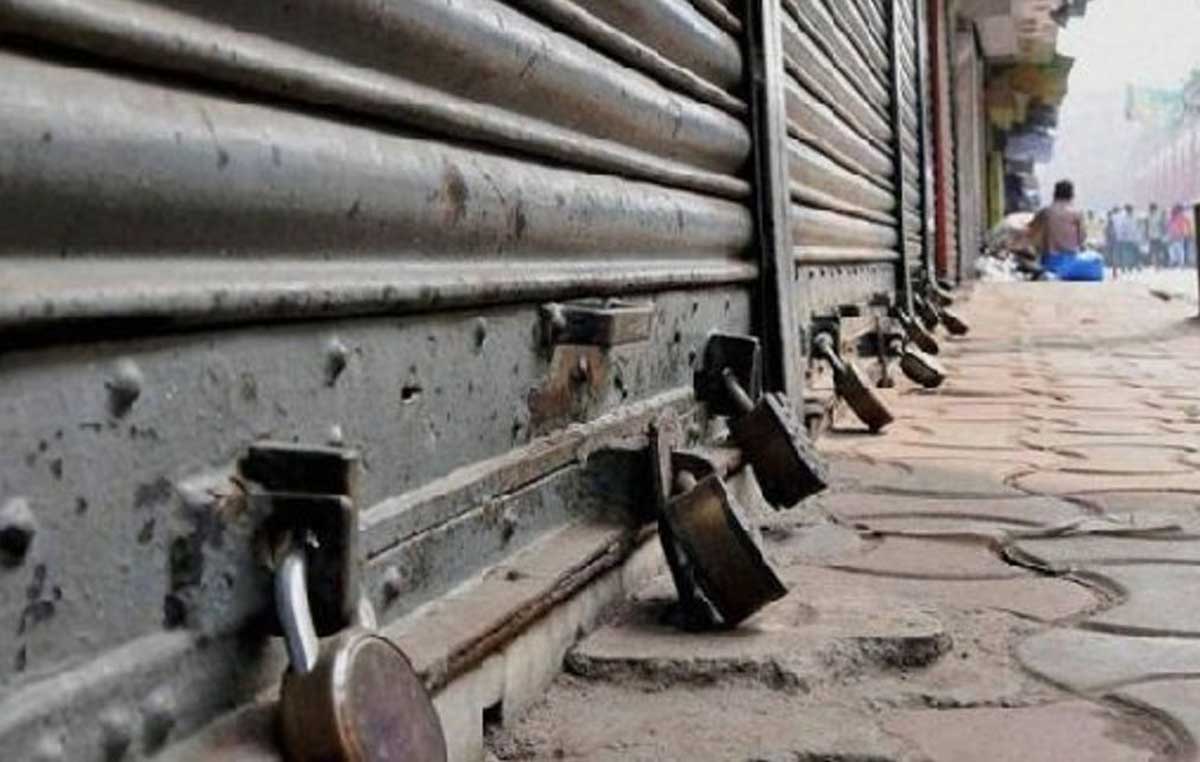 Bharat Bandh: Impact seen in many states, roads in many cities dipped, shops closed