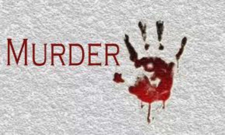 गर्भवति पत्नी और बेटी का Murder कर थाने पहुंचा आरोपी, बोला-गिरफ्तार कर लो