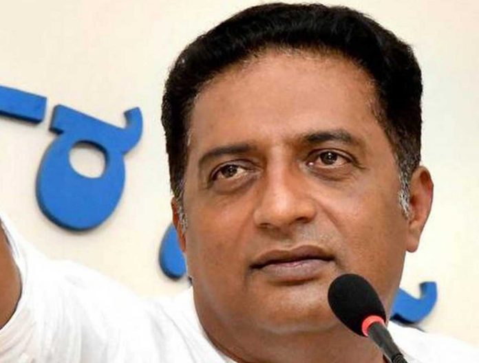 The tweet made by Prakash Raj about the farmer movement is becoming very viral