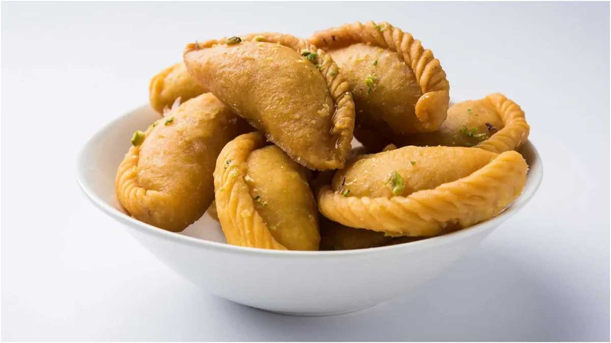 Gujiya has a special significance on Holi.