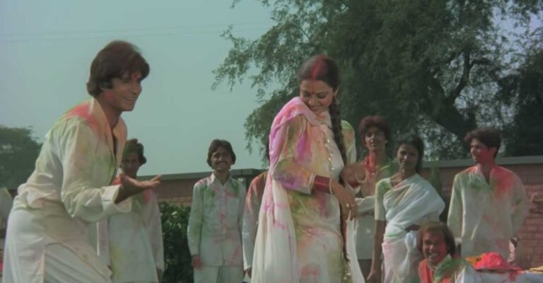 Holi 2021: रंगों के त्योहार के लिए अमिताभ बच्चन की फिल्मों के अविस्मरणीय गीत