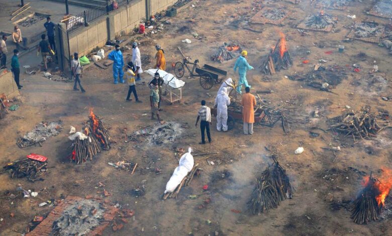 Lack of space for cremation in Delhi by Covid-19 deaths