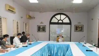 Arrogant Mamata Banerjee makes PM wait for 30 minutes Govt.