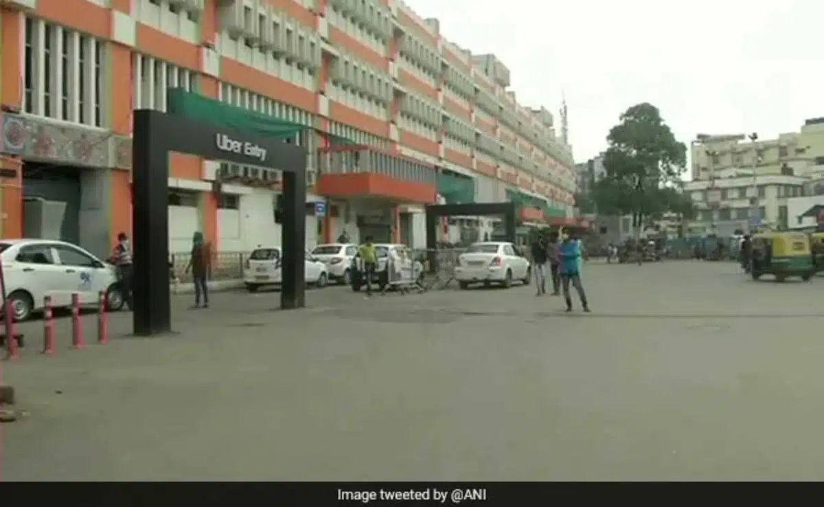 बंगाल ने कल से दो सप्ताह के लिए पूर्ण Lockdown की घोषणा की