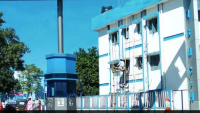 COVID-19 patients run after oxygen leak in Bengal hospital