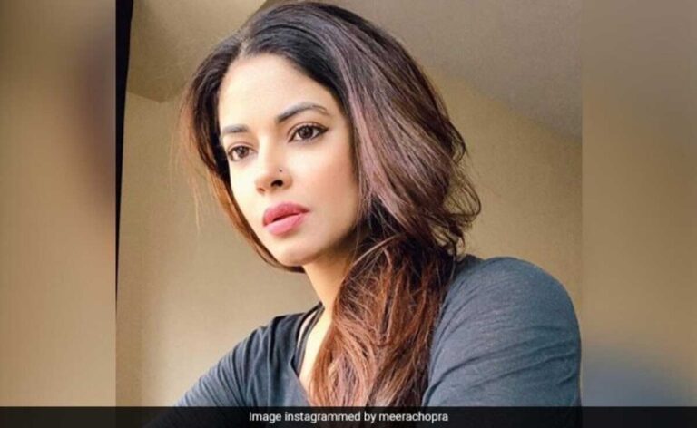 Meera Chopra पर बारी से बाहर टीका लगवाने का आरोप, आरोपों से किया इनकार