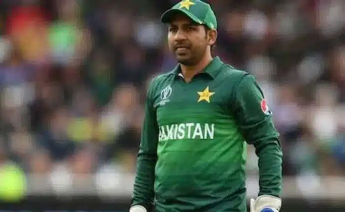 PSL 6 Former Pakistan captain Sarfraz Ahmed 10 others banned from commercial flights to Abu Dhabi