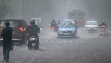 Power failure in 2 districts of Maharashtra from Cyclone Tauktae, disrupted power supply of 18.43 lakh consumers