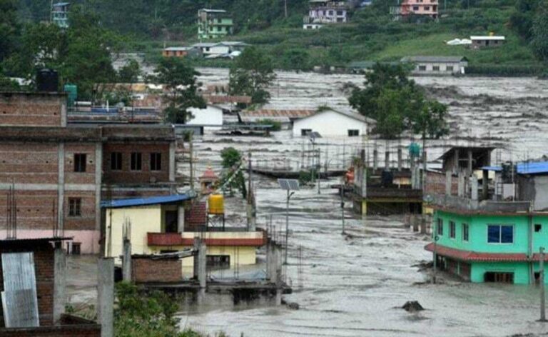 Nepal Flood: 1 भारतीय, 2 चीनी कामगारों की मौत