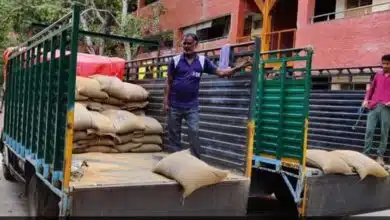 Centre stops Delhi's Ration Home Delivery scheme