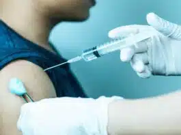 Delhi Noida Gurgaon residents going to Agra Meerut for Covid Vaccination