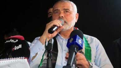 Palestinian officials arrive in Egypt for talks ahead of planned meeting