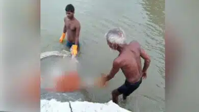 Prayagraj UP Mass graves are floating above as the water rises in the Ganges