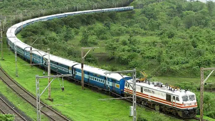 Railway approved the operation of 660 more trains due to lesser cases of Covid