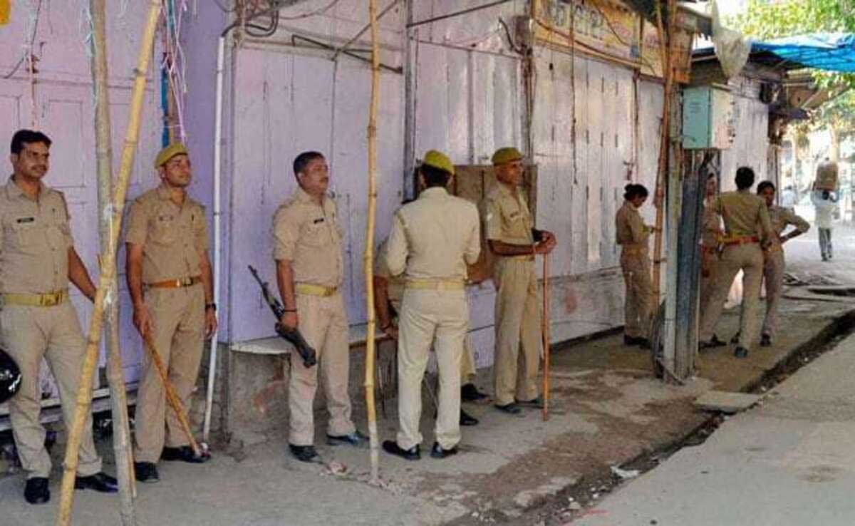 Son strangles parents to death over property in Ghaziabad