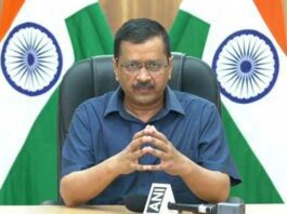 Union Minister thanks Arvind Kejriwal for correcting the mistake on the flag