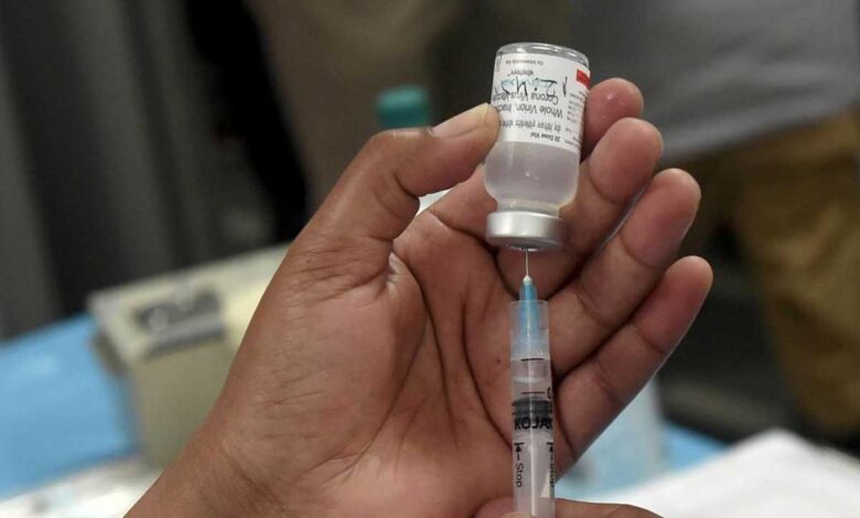 India records 48,698 COVID-19 cases, 1,183 deaths in a day