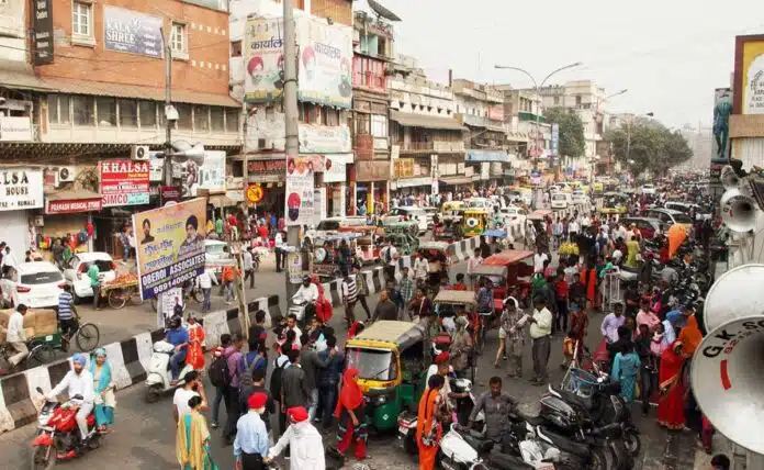 2 markets of Delhi closed till July 6 for violating COVID norms