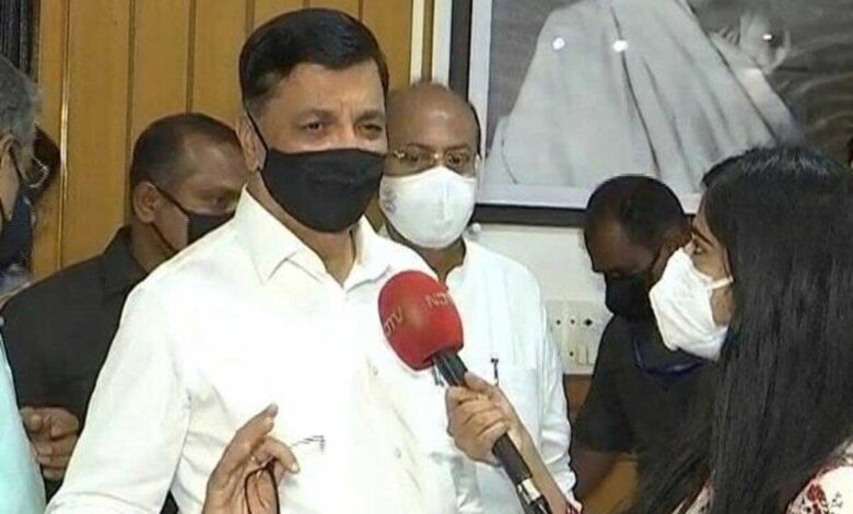 Nana Patole retreats after allegations of espionage against Maharashtra allies