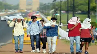 Humid morning in Delhi, minimum temperature is 24.1 degree Celsius