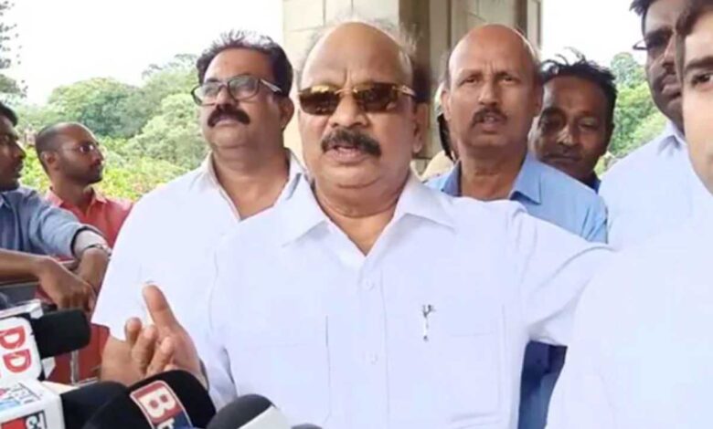 Former Karnataka minister Roshan Baig's house raided: Ponzi scam case