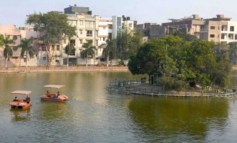 Boating starts at Delhi Model Town Naini Lake