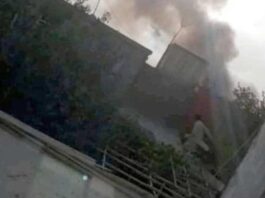 Rocket attack near Kabul airport amid warnings of new attack