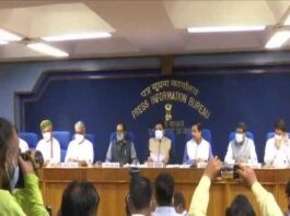Union Ministers protest: "We were threatened over bills"