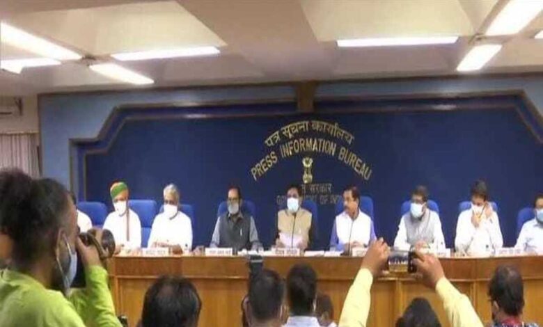 Union Ministers protest: "We were threatened over bills"