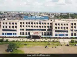 AIIMS Bhopal Deputy Director arrested taking bribe of Rs 1 lakh: CBI