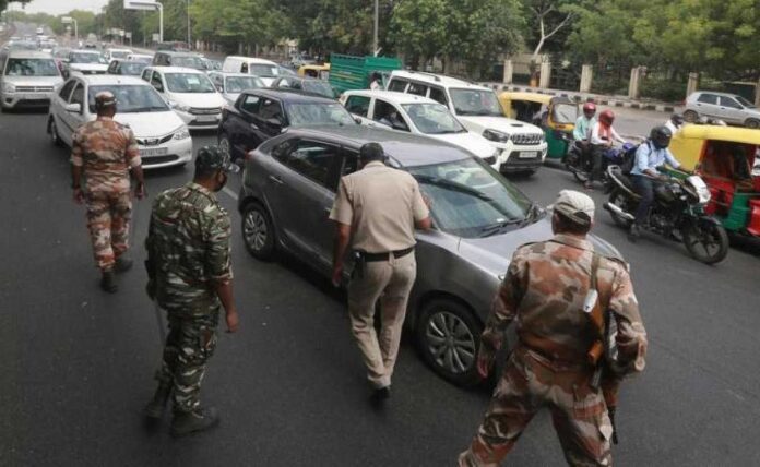 Delhi Police warns personnel against violation of traffic rules in a new circular
