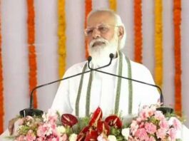 PM Modi praises Yogi Adityanath in Aligarh