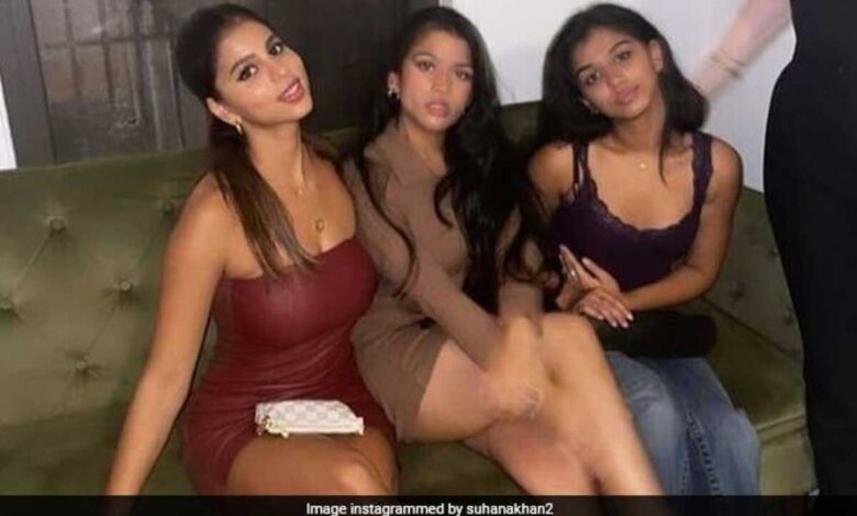 Pictures of Suhana Khan night out with friends from New York City