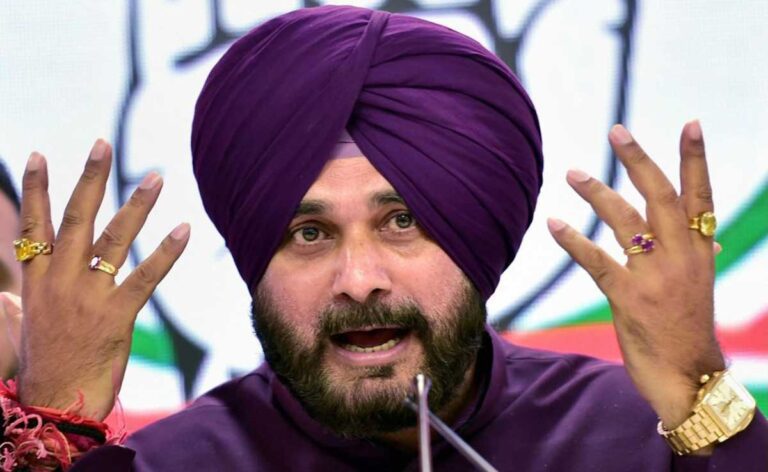 पंजाब के मुख्यमंत्री ने Navjot Sidhu से कहा, हम इसे ठीक कर सकते