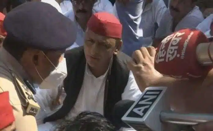 Akhilesh Yadav in custody: Protest over 8 deaths in UP