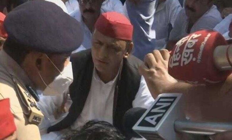 Akhilesh Yadav in custody: Protest over 8 deaths in UP