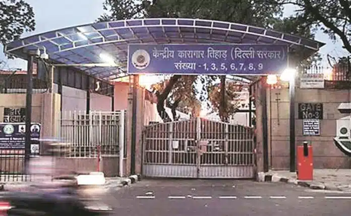 Case against 32 officials of Tihar Jail who helped Unitech owners