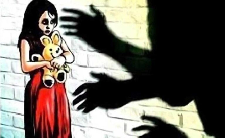 दिल्ली में 6 साल की बच्ची से RAPE करने वाला शख्स गिरफ्तार, सीसीटीवी में दिखा था