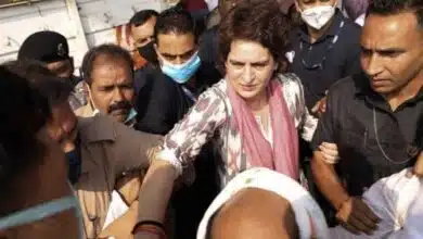 Priyanka Gandhi in custody for trying to meet family of person who died in custody