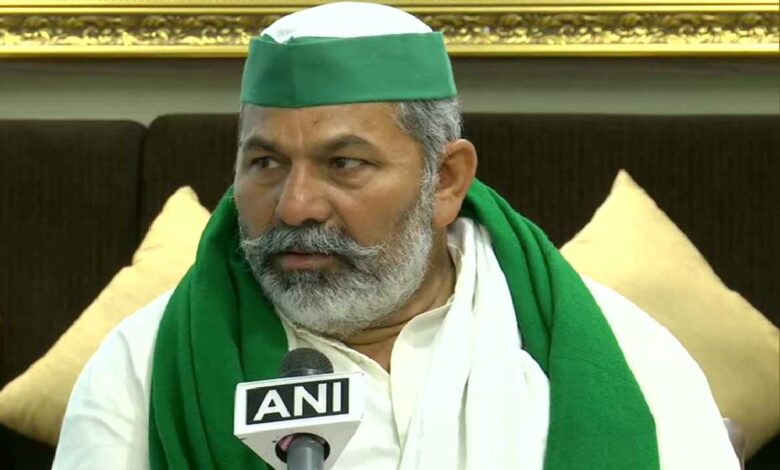 Rakesh Tikait warned the Centre against forcibly removing the protesting farmers