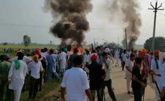 Lakhimpur Kheri violence, Families of 3 farmers flee, agree to cremation